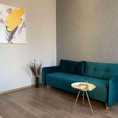 Leogrand Apartments On Kniazia Romana 26 Lviv Bagian luar foto