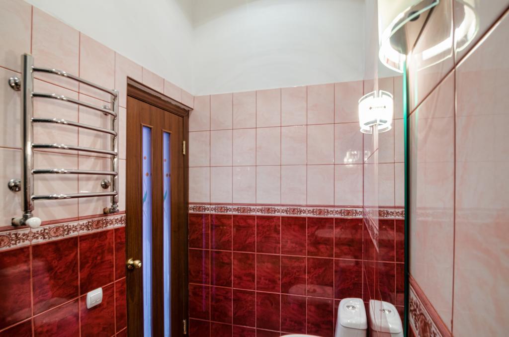 Leogrand Apartments On Kniazia Romana 26 Lviv Bagian luar foto